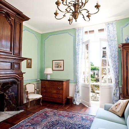 Appartements Les Suites Sarladaises サルラ・ラ・カネダ エクステリア 写真